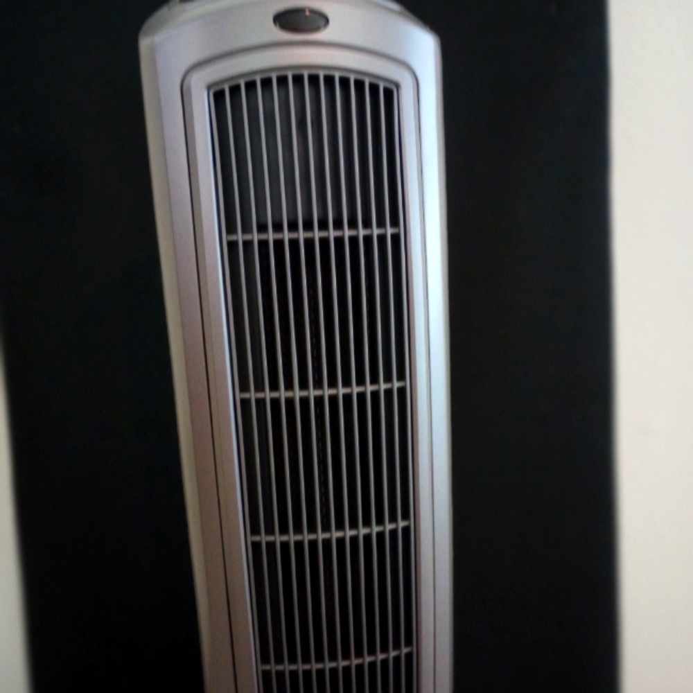 Lasko 23" Ceramic Tower Heater Adjustable Thermostat 1500W Silver No Remote
